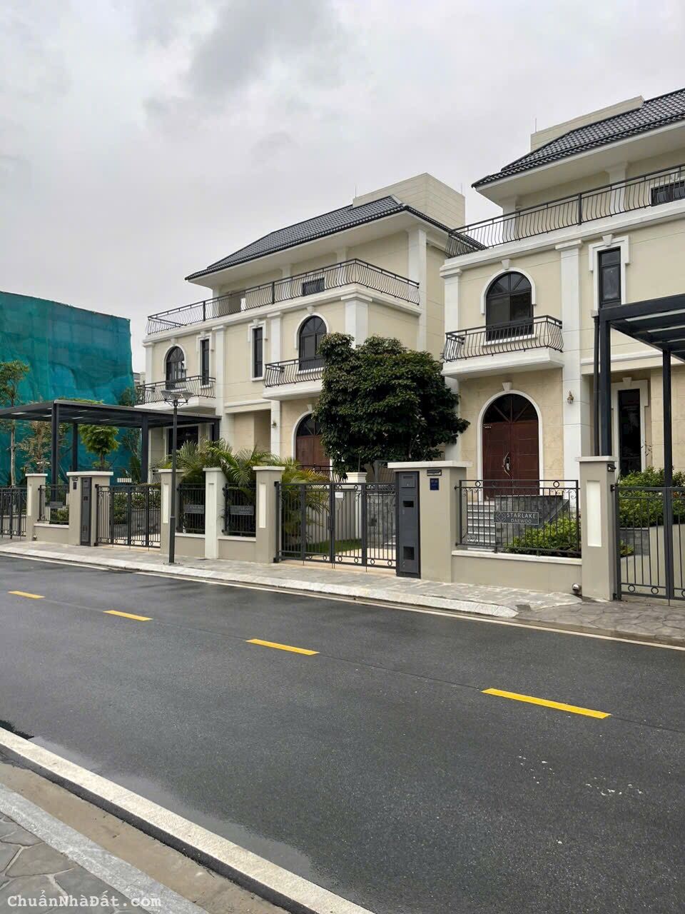 BÁN QUỸ CĂN BIỆT THỰ VIP ĐƠN LẬP, SONG LẬP, 3 TẦNG HOÀN THIỆN ĐẸP GIÁ TỐT NHẤT THỊ TRƯỜNG