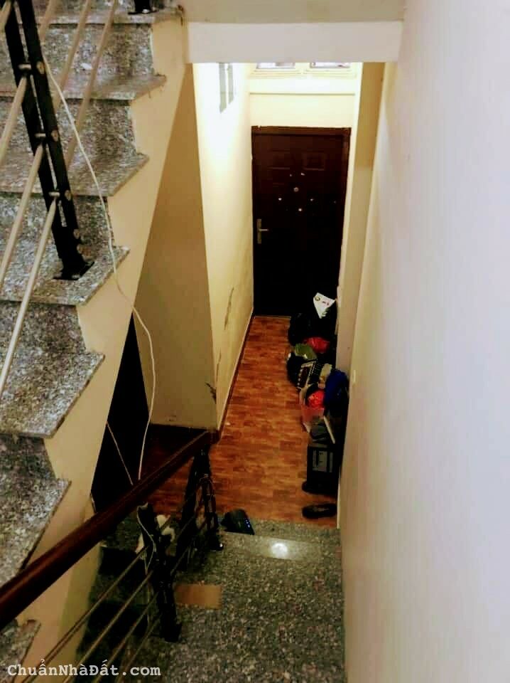 Bán Nhà Lạc Long Quân. Tây Hồ. Hà Nội. 5.1 Tỷ. 5 Tầng. DT. 41m2. MT.4.2m 