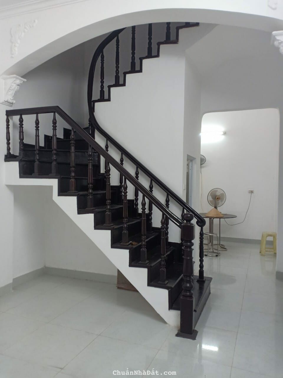 Bán Nhà Lạc Long Quân. Cầu Giấy. Hà Nội. 4.75 Tỷ. Nhà 4 Tầng. DT 30m2. MT 3.7m. 