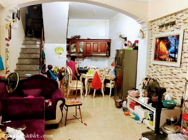 Bán Nhà Lạc Long Quân. Tây Hồ. Hà Nội. 5.1 Tỷ. 5 Tầng. DT. 41m2. MT.4.2m 