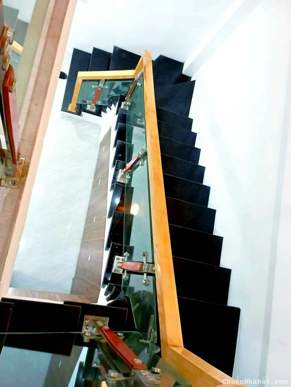 Bán Nhà Lạc Long Quân. Tây Hồ. Hà Nội. 5.98 Tỷ. 6 Tầng. DT. 42m2. MT.3.5m. Nhà Mới Xây. Bán Nhà Lạc Long Quân. Tây Hồ. Hà Nội. 5.98 Tỷ. 6 Tầng. DT. 42m2. MT.3.5m. Nhà Mới Xây.