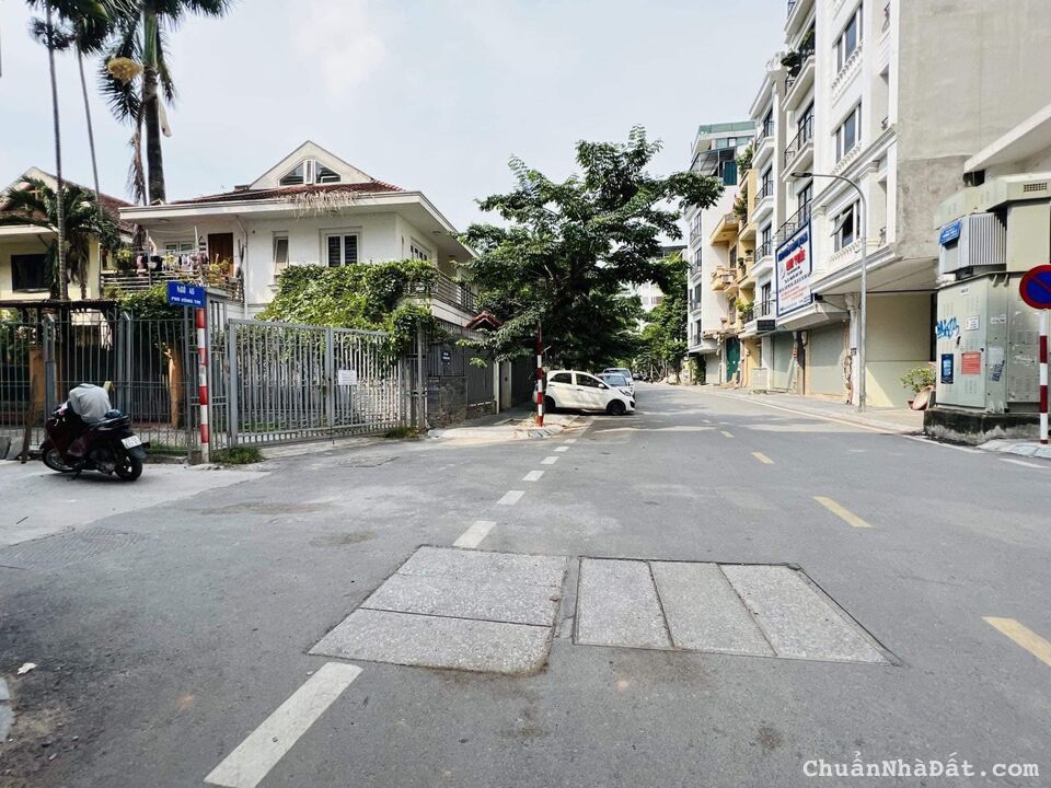  Bán Nhà Võng Thị. Tây Hồ. Hà Nội. 47 tỷ. 3 Tầng. DT 171m2. MT.22m. Lô Góc. Thoáng Vĩnh Viễn.