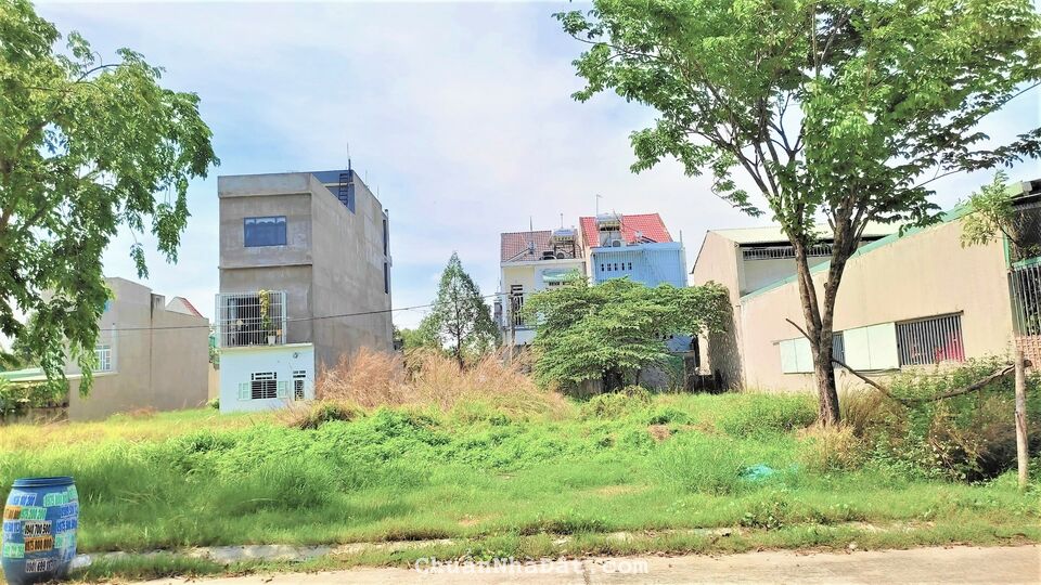 TÔI CHỦ BÁN GẤP 580m2 ĐẤT T/CƯ 100%,GẦN CỔNG CHÀO BÌNH DƯƠNG 1,3tỷ, SHR, ĐƯỜNG NHỰA,DÂN ĐÔNG TÔI CHỦ BÁN GẤP 580m2 ĐẤT T/CƯ 100%,GẦN CỔNG CHÀO BÌNH DƯƠNG 1,3tỷ, SHR, ĐƯỜNG NHỰA,DÂN ĐÔNG