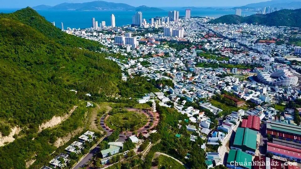 Bán đất Hoàng Phú Nha Trang lô góc 169m2 đường nhựa 12 mét giá 16.5 triệu/m2. Gọi ngay 0969876162