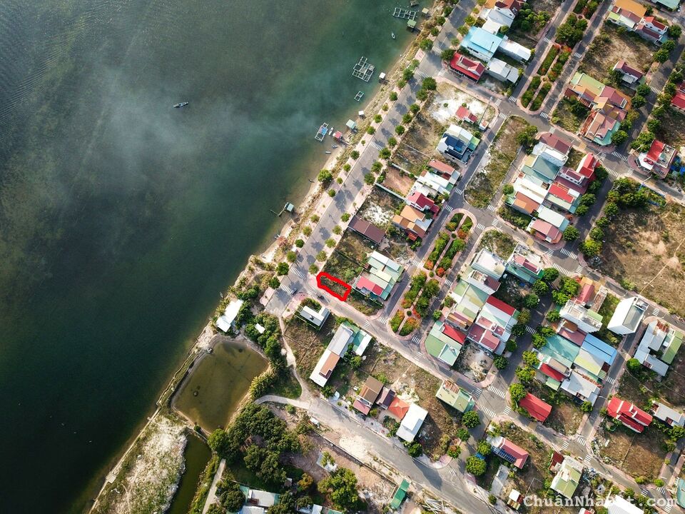 Tái định cư K8 Cam Lâm lô góc mặt tiền Đầm Thủy Triều đường D2 giá 17 tỷ. Gọi ngay 0969876162 Tái định cư K8 Cam Lâm lô góc mặt tiền Đầm Thủy Triều đường D2 giá 17 tỷ. Gọi ngay 0969876162