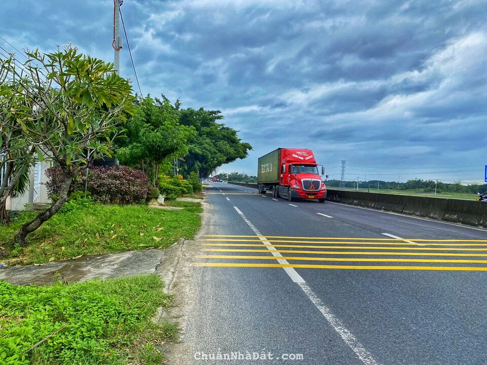 Kẹt tiền hạ giá bán gấp đất thổ cư Quốc lộ 1A Cam Hòa Cam Lâm 384m2 giá 1.2 tỷ. Gọi ngay 0969876162 Kẹt tiền hạ giá bán gấp đất thổ cư Quốc lộ 1A Cam Hòa Cam Lâm 384m2 giá 1.2 tỷ. Gọi ngay 0969876162