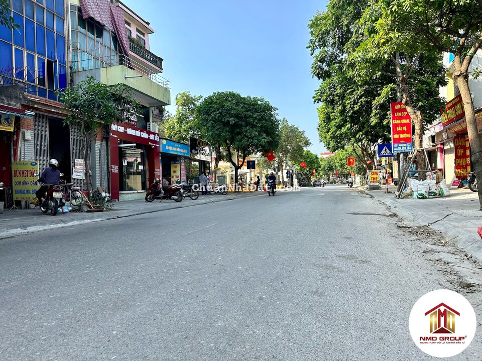 BÁN NHÀ 100M2 ĐẢN DỊ UY NỖ ĐÔNG ANH KINH DOANH SẦM UẤT CỰC HIẾM LH 0886923***. 