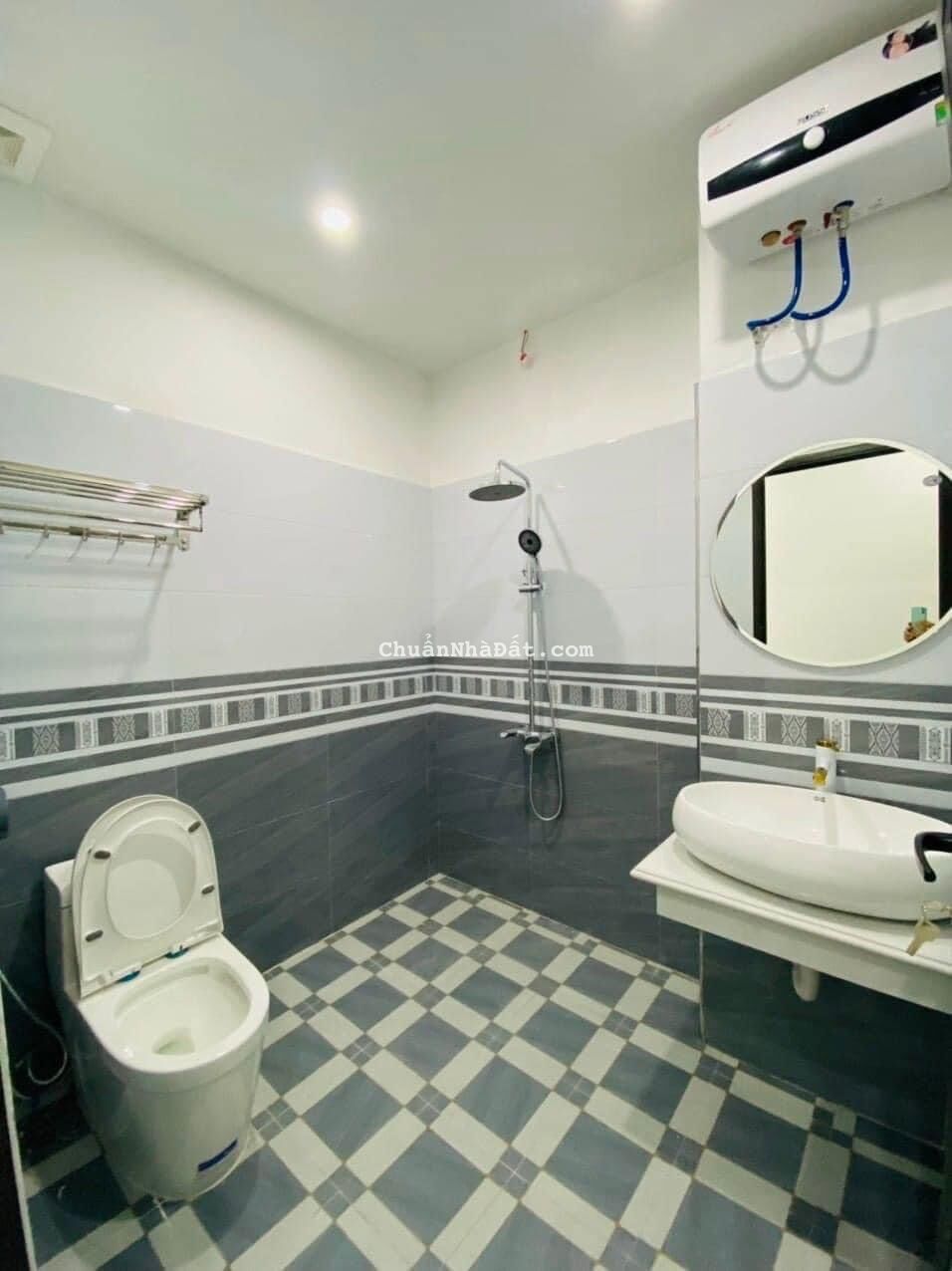 Giảm Sốc Hơn 600 Triệu Nhà Mặt Nhánh Hoàng Minh Thảo 4 Tầng