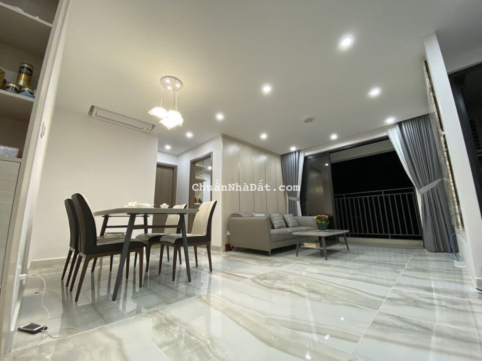 Cho thuê căn hộ The View Rivierapoint 2 phòng ngủ, full nội thất, giá chỉ 18 triệu