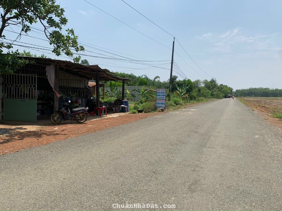 hạ giá sập sàn bán gấp lô đất 200m ngay mặt tiền đường nhựa sổ riêng hạ giá sập sàn bán gấp lô đất 200m ngay mặt tiền đường nhựa sổ riêng