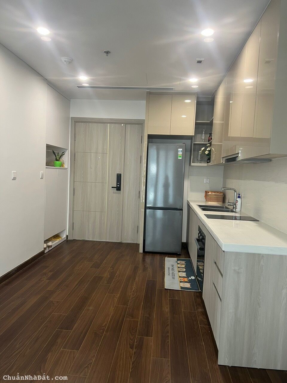 Chính chủ chuyển nhượng căn hộ 2 ngủ +1, 64m2 Vinhomes Smart City ,full đồ giá 3,5 tỷ