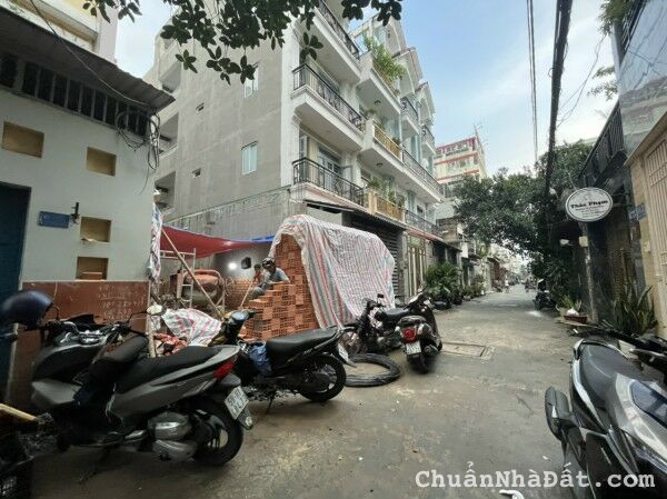 Nhà bán 2MT Phạm Văn Bạch, P12 5 x 18m, cấp 4 giá: 8 tỷ TL