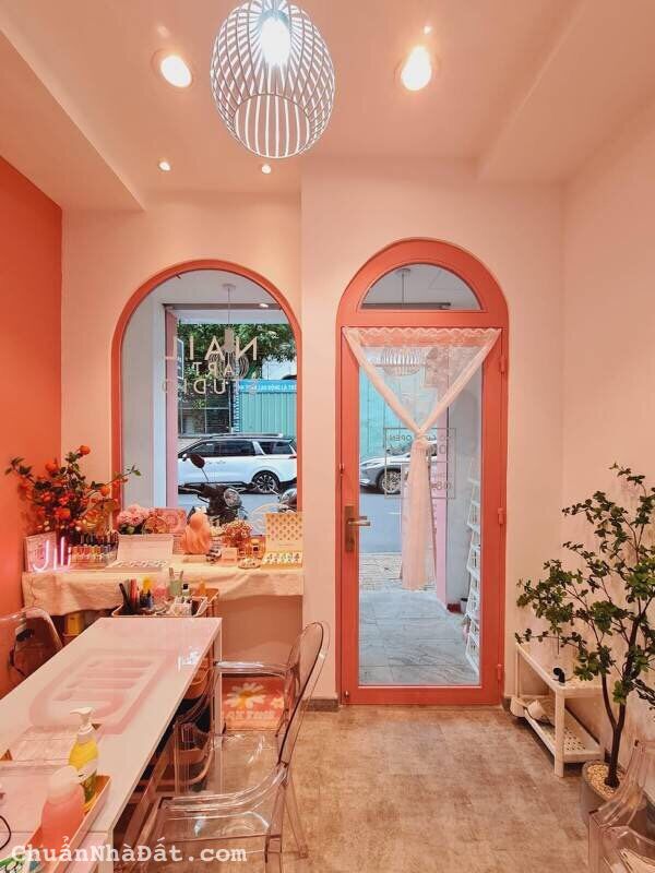 Cho thuê nhà mặt tiền Trần Văn Đang  q3, LH:0339507189