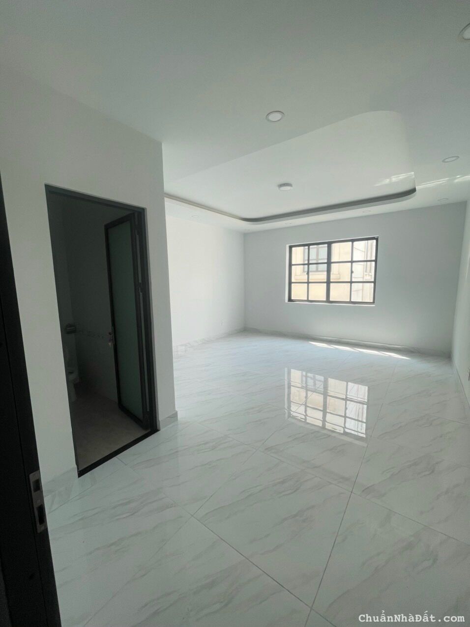 Nhà phố thương mai Cityland P-10, mặt tiền Nguyễn Văn Lượng, DT5x20, hoàn thiện - có thang máy