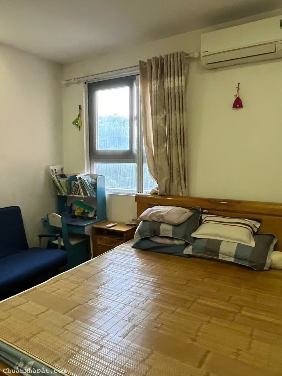 Bán CHCC B10 Nam Trung Yên, Nguyễn Chánh, Cầu Giấy 71m 2PN 2VS 3.95 tỷ