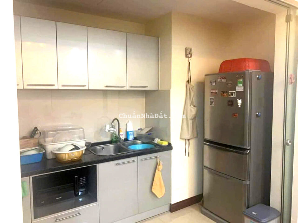 Cho thuê Căn hộ CC toà R2A Royal City, Ngã Tư Sở 88m 2PN, 17 triệu/tháng