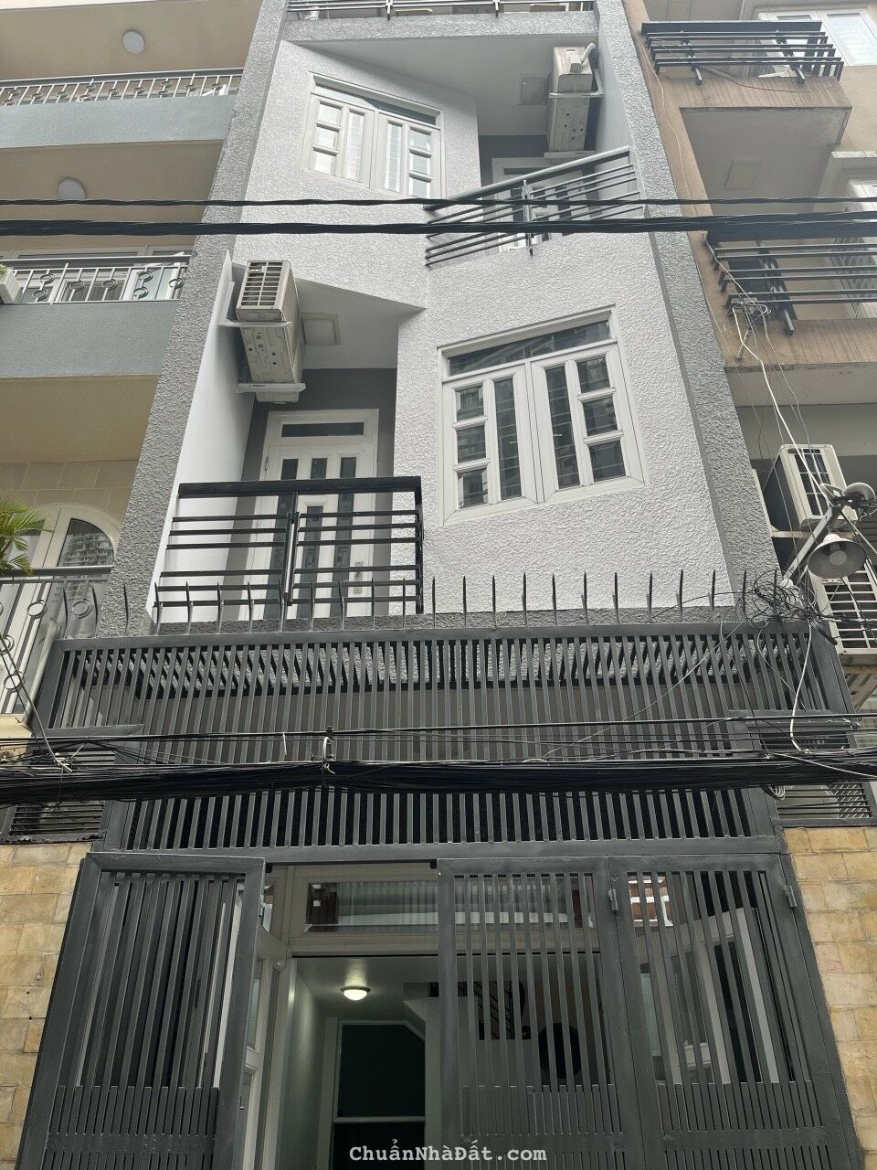 Chính chủ bán nhà MT hẻm 6m. 6 tầng, TDTSD 384M2. Đường Trần Hưng Đạo.Q1 Chính chủ bán nhà MT hẻm 6m. 6 tầng, TDTSD 384M2. Đường Trần Hưng Đạo.Q1