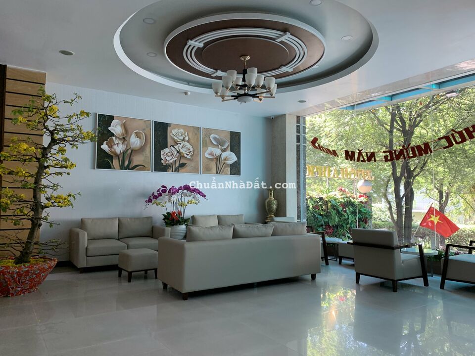 HÓT! Cho thuê mặt bằng VIP Mặt tiền đường lớn DT : 8x 20m x 10 tầng.Chỉ 230tr. tại Q5 HÓT! Cho thuê mặt bằng VIP Mặt tiền đường lớn DT : 8x 20m x 10 tầng.Chỉ 230tr. tại Q5