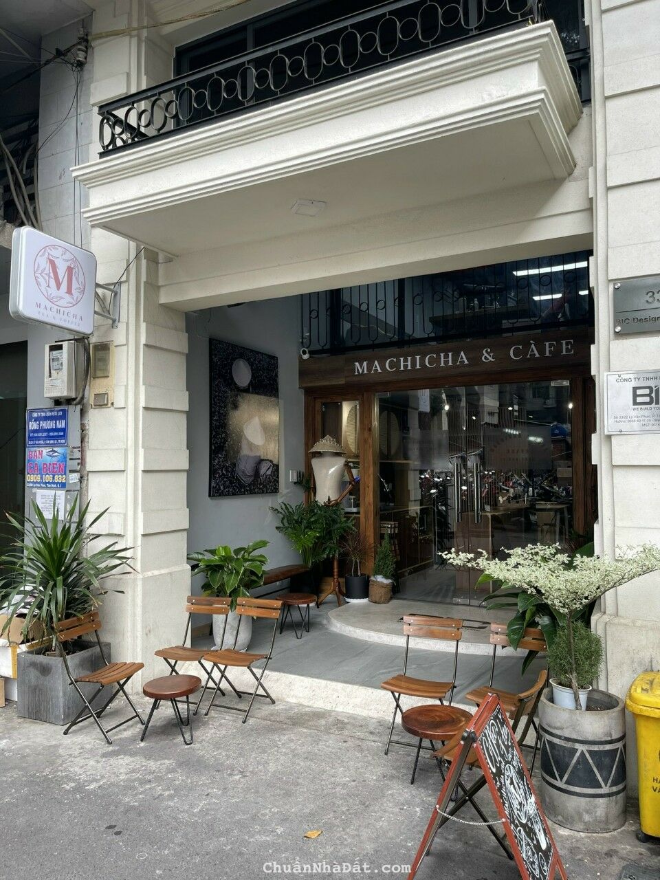 Cho thuê khách sạn, Mặt tền 6 tầng 12 PN, đủ nội thất, khu phố tây Bùi Viện, Q1, chỉ 65 triệu/tháng