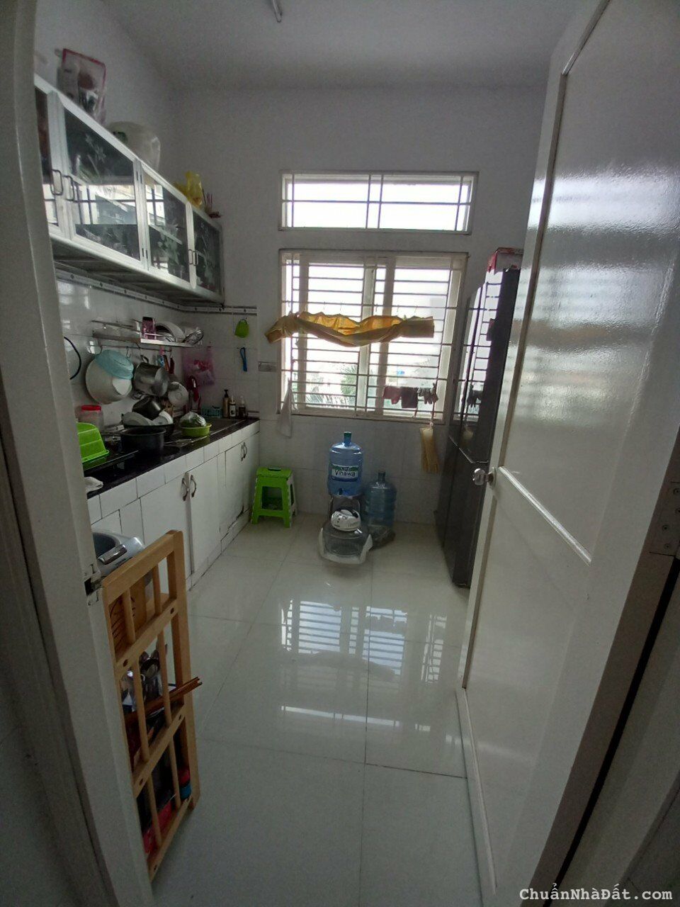 Bán chung cư 312 Lạc Long Quân Quận 11 Sổ hồng rồi 2PN 2WC , Gần đầm sen 