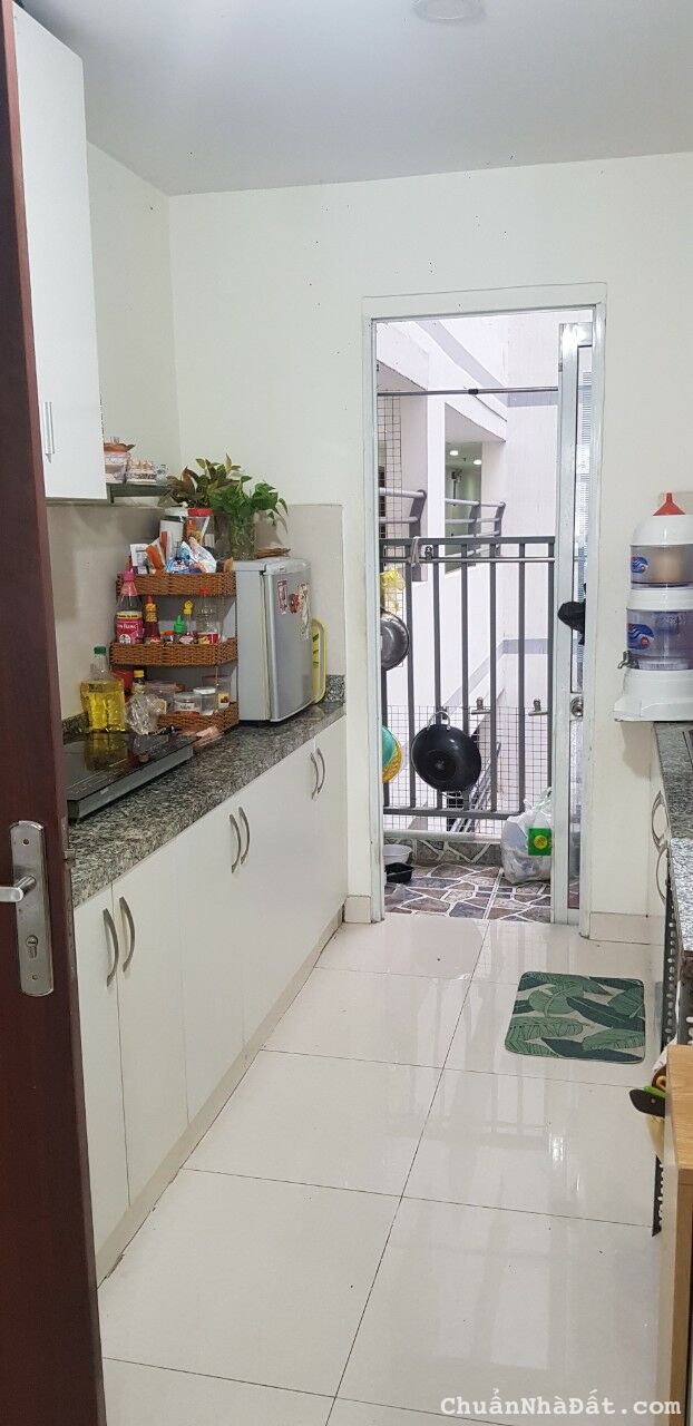 Chủ nhà bán về quê chung cư 8X Rainbow( Ngọc đông dương) 3PN 80m giá 2,1 tỷ 