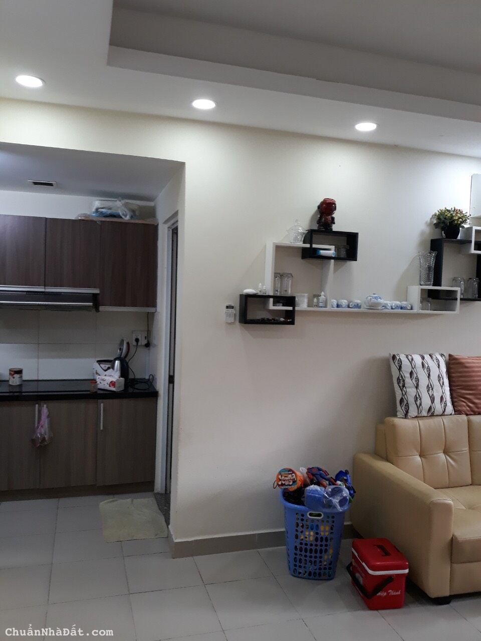 Cần bán chung cư Lotus Garden 67m 2PN Sổ hồng rồi giá 2,38 tỷ 