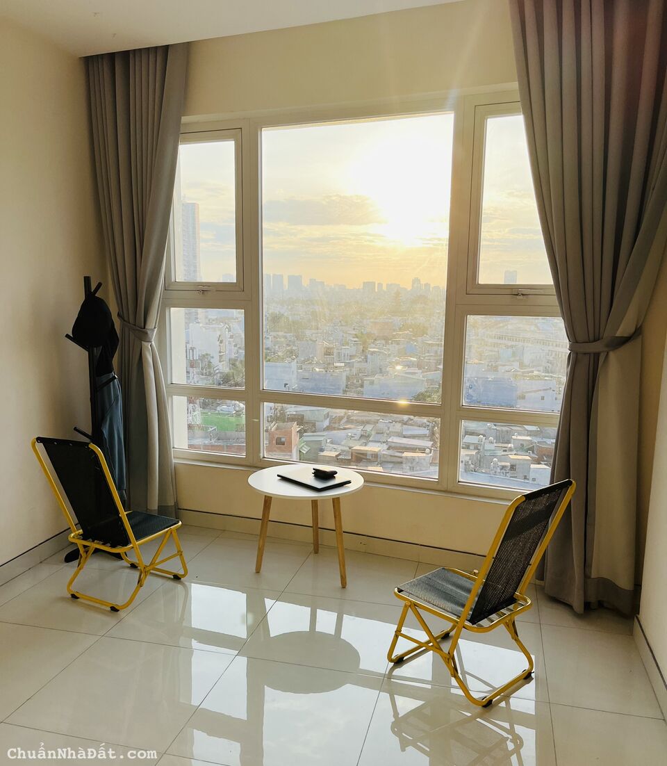 Cần tiền bán gấp CH Summer Square Quận 6 Có Sổ hồng rồi 2PN Gía 2,45 tỷ hỗ trợ vay ngân hàng