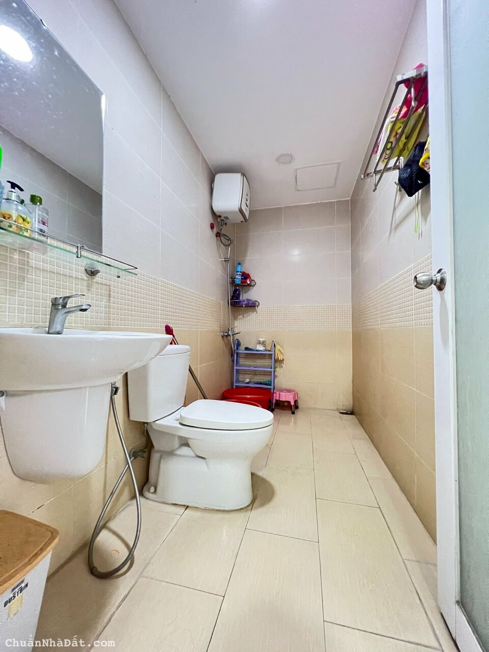 Cho thuê chung cư Oriental Plaza Quận Tân Phú 78m 2pn 2wc nhà trống 