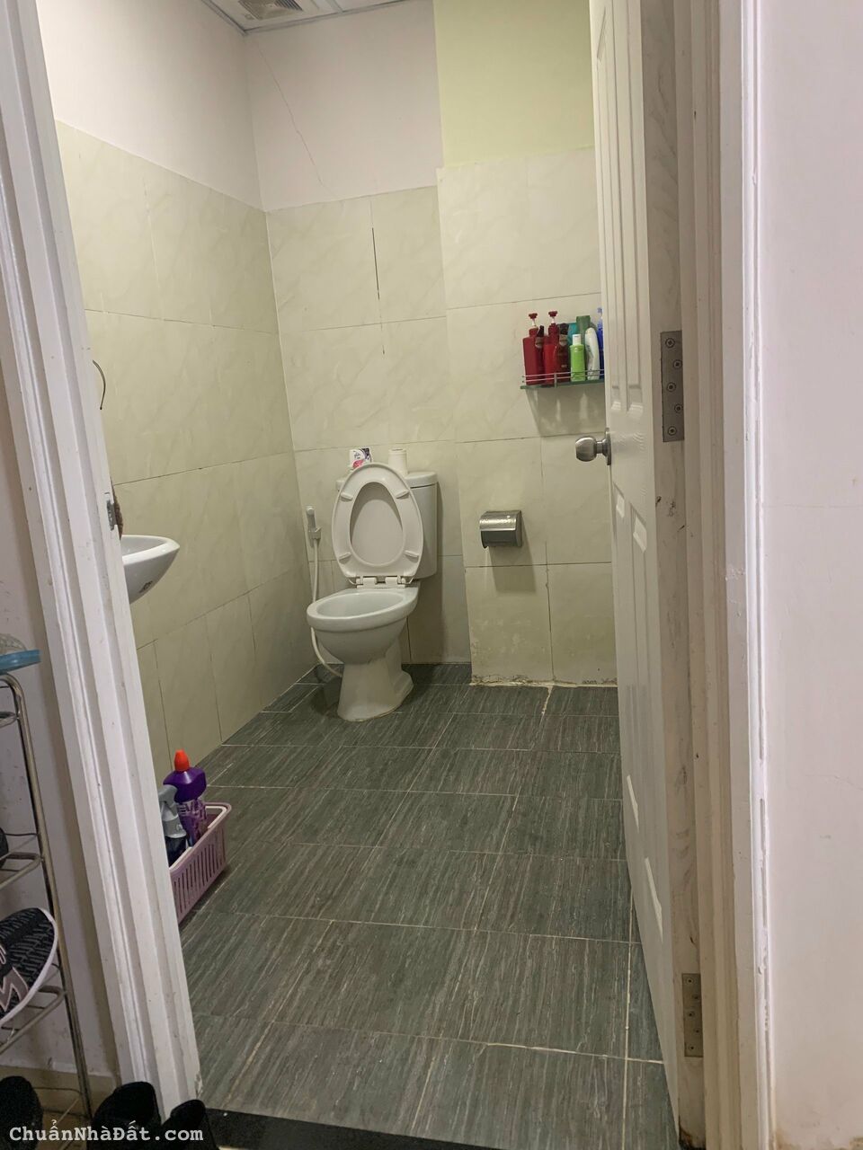 Chính chủ cần bán căn hộ 8X Đầm Sen 1pn giá 1 tỉ 300, lầu 8 thoáng mát