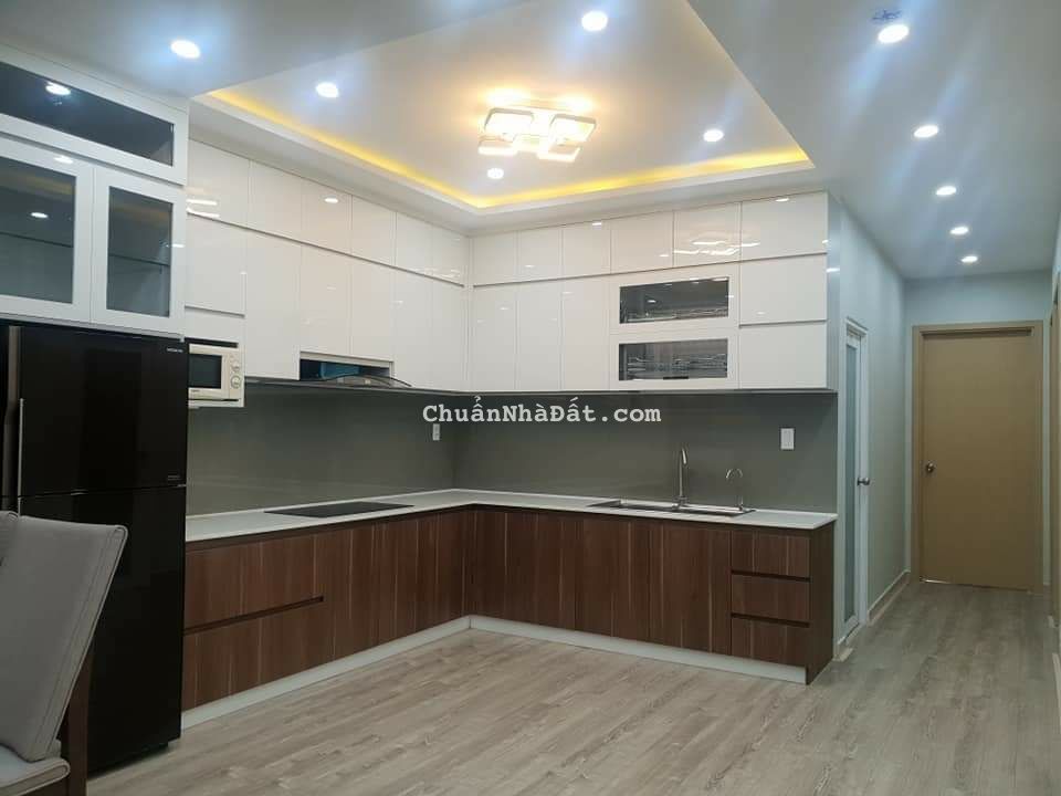 Cần bán căn hộ Thuận Việt Quận 11, 3pn dt 90m2, có sổ giá 3 tỉ 825tr