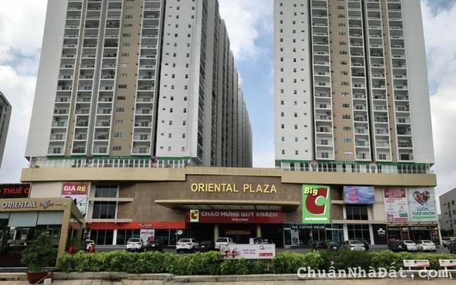 Cho thuê nhanh căn hộ Oriental Plaza 2pn, 2wc, dt 77m2, giá 10tr