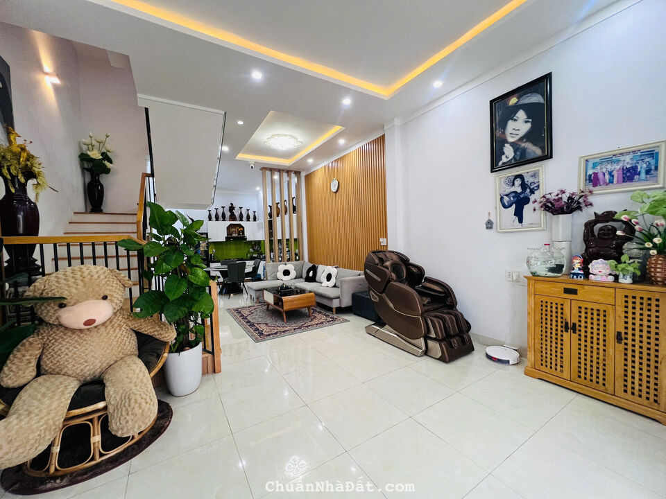 💥Nhà 2 mê 5*12m,DT Sử Dụng 180m2,hẻm Dương Vân Nga,ngay Trung Tâm Phố.