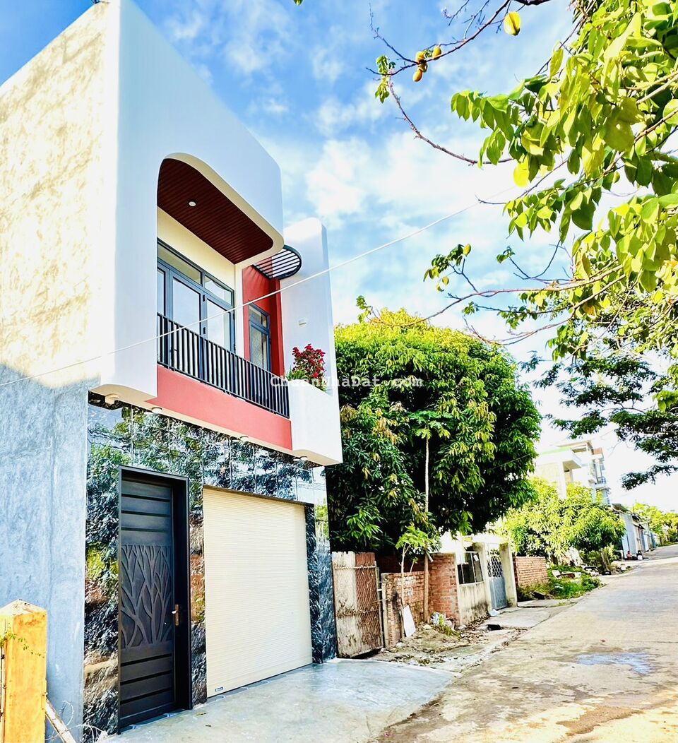 💥Nhà Mê,Mới,5,3*17,hẻm Trần Quý Cáp,gần chợ,gần Bệnh Viện Vùng.