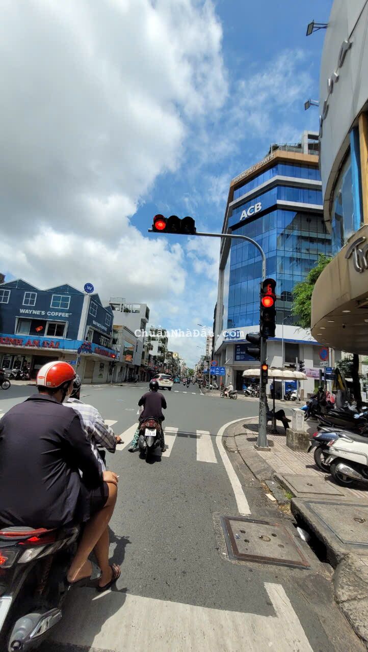 Bán nhà MT ngay Tản Đà,Q.5 - DT: 15x26m(CN:380m2)CT: Hầm+10 tầng - Gía: 130 tỷ