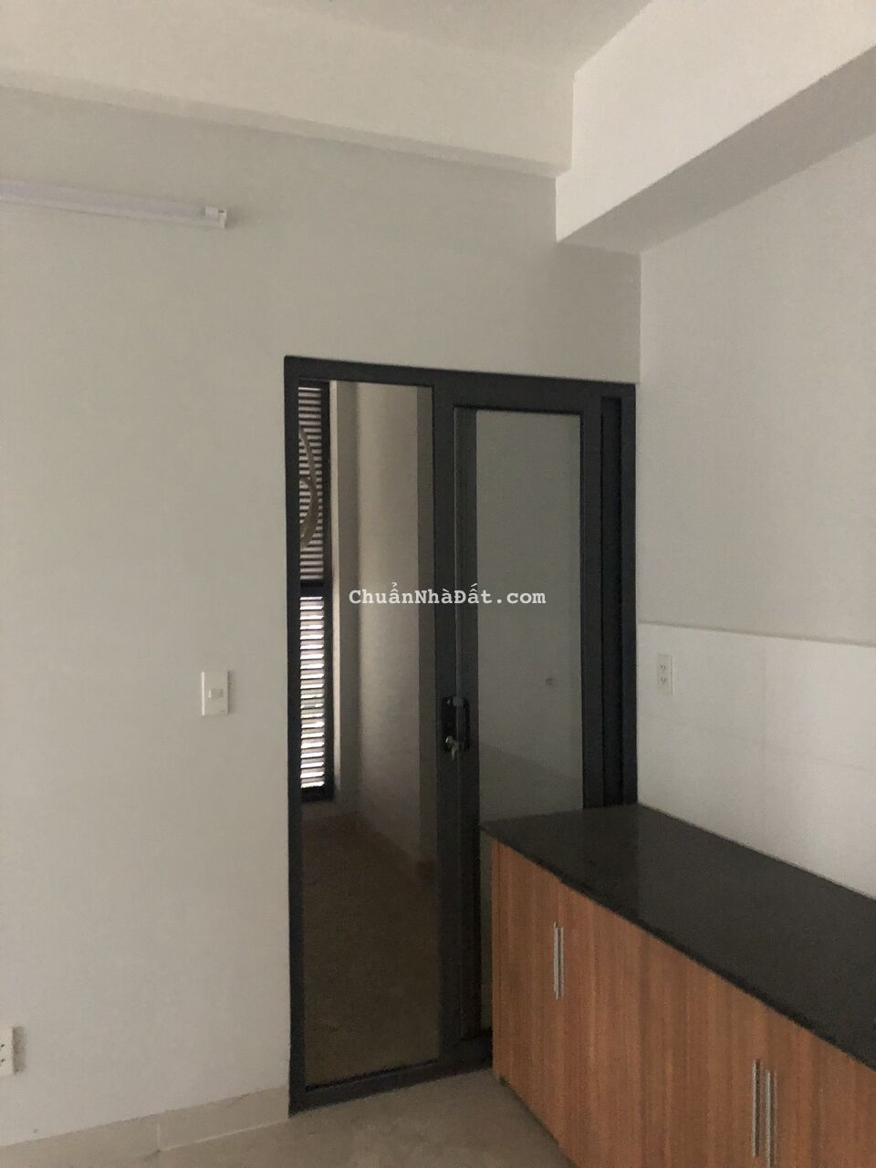 Cho thuê căn hộ Sai Gon Coop 71 m2