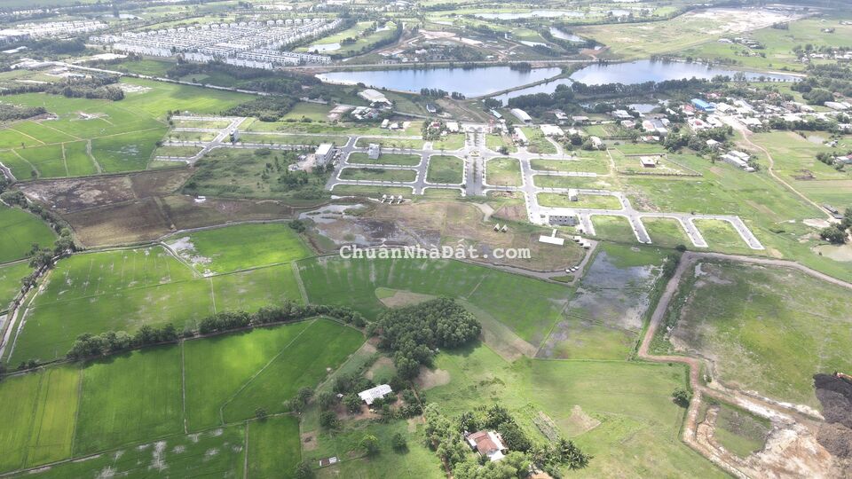 Còn duy nhất 2 suất nội bộ Hưng Long Residence sát dự án 900ha Vinhomes Long An SHR giá 950tr-85m2 Còn duy nhất 2 suất nội bộ Hưng Long Residence sát dự án 900ha Vinhomes Long An SHR giá 950tr-85m2