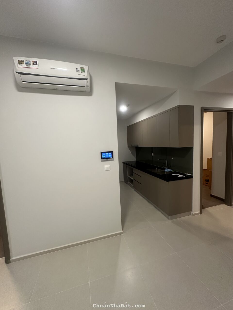 West Gate - Cho thuê giá 6tr 59m2 2pn2wc- có gắn 3 máy lanh- Tặng 1 năm PQL