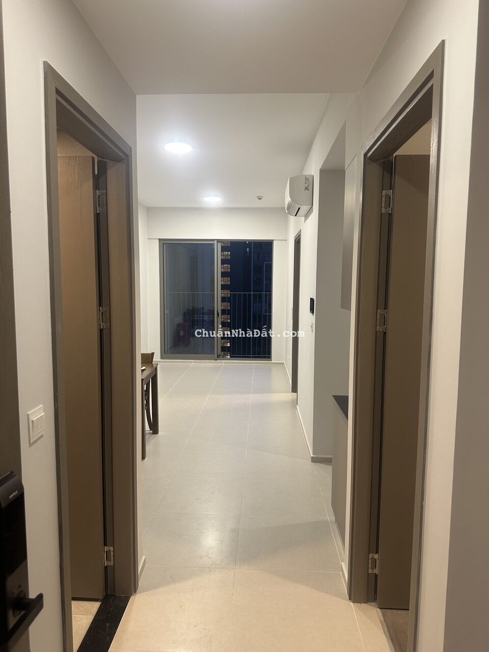 West Gate - Cho thuê giá 6tr 59m2 2pn2wc- có gắn 3 máy lanh- Tặng 1 năm PQL