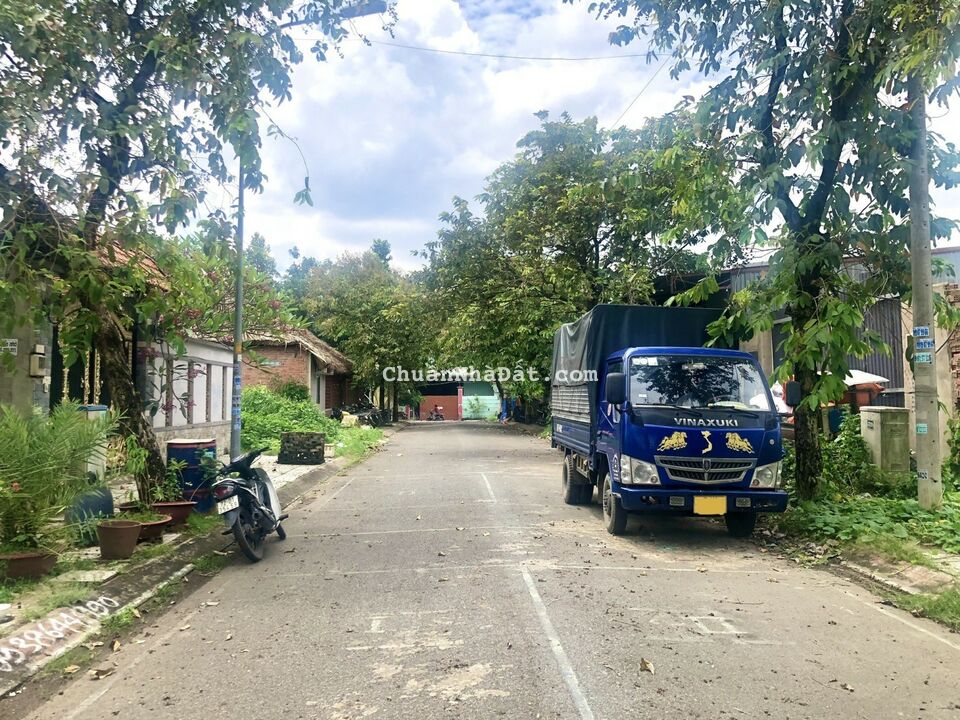 BIỆT THỰ SÂN VƯỜN KHU PHÂN LÔ CỰC ĐẸP. KHÔNG QUY HOẠCH - KHÔNG LỘ GIỚI. 15 tỷ 5