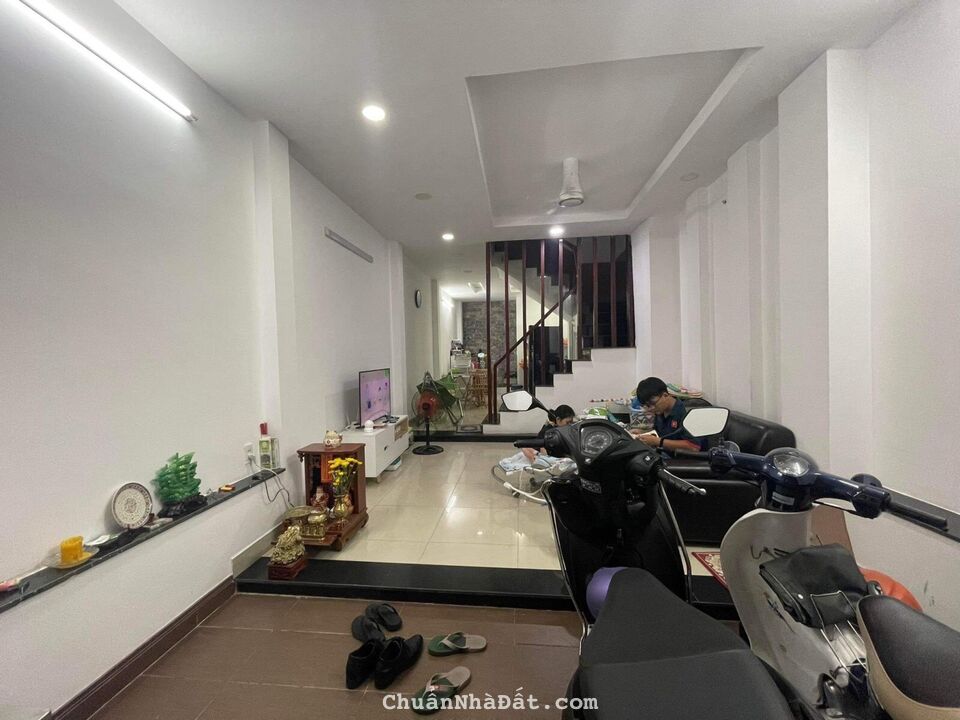 NHÀ LINH TÂY HẺM XE HƠI ĐỖ, 80M2, 1T2L, NHỈNH 4 TỶ - SỔ VUÔNG - CHỦ HỢP TÁC