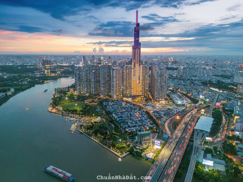 Cho thuê 2550m2 đất thổ cư ven sông view Landmark 81 khu Trần Não. Giá 210 tr/th