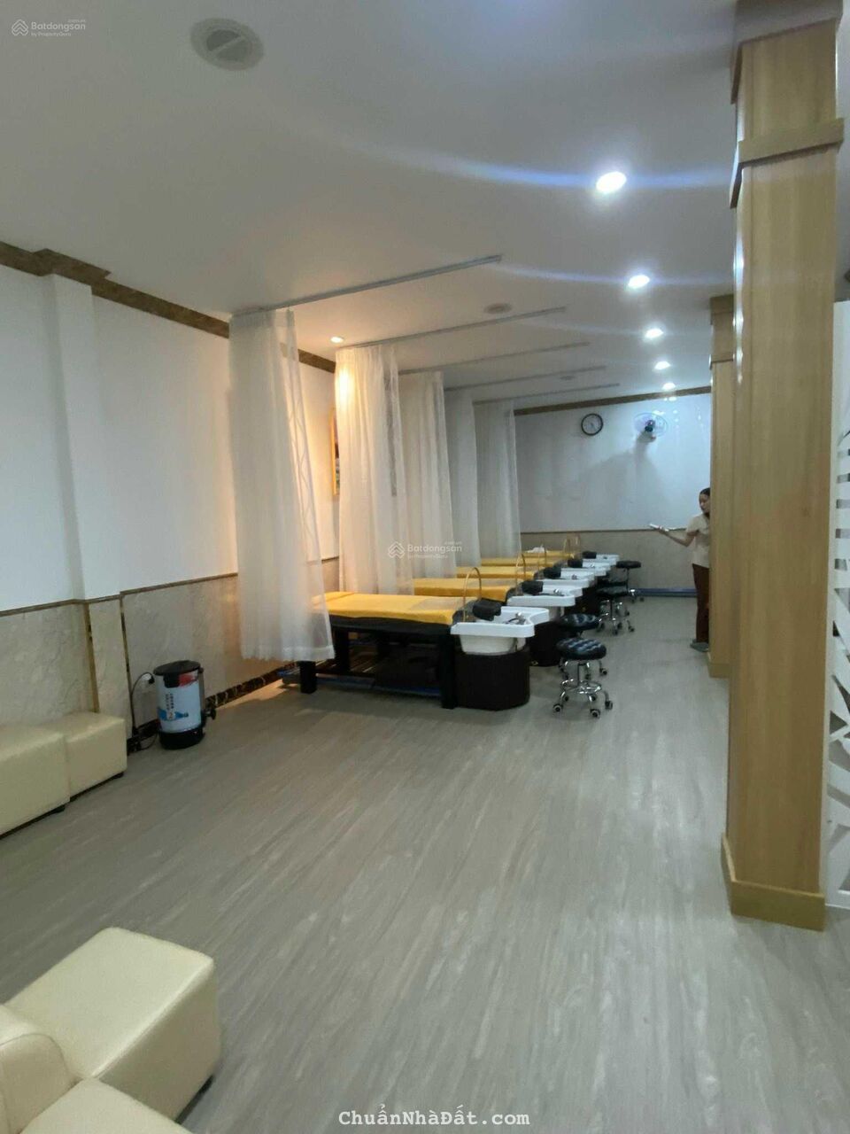 Cho thuê nhà nguyên căn khu chợ Thị Nghè, Q.Bình Thạnh. Diện tích: 4,5x23m. Giá 25 tr/th