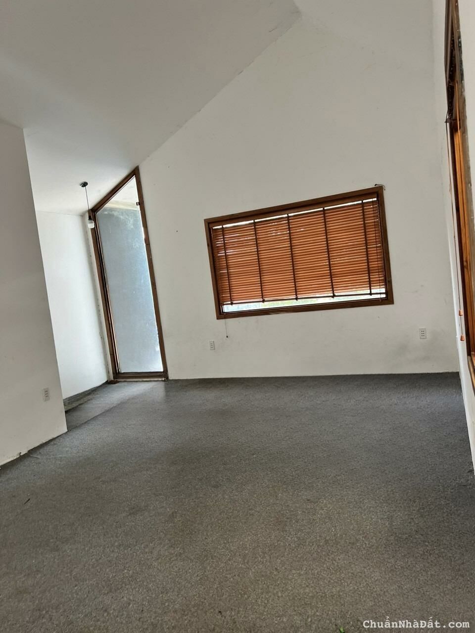 Cho thuê nhà nguyên căn 5x20m mặt tiền đường Trần Lựu, P. An Phú, Quận 2. Giá thuê 25 tr/th