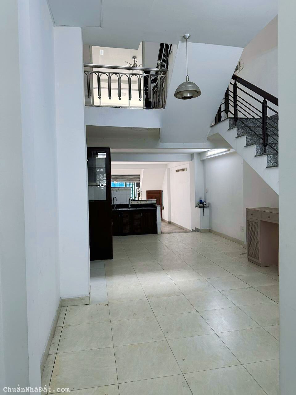 Cho thuê nhà nguyên căn đường Trần Não Quận 2, DT: 4x20m, 5PN. Giá 28 tr/th