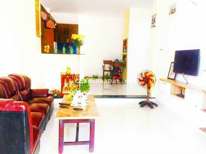  BÁN NHÀ 2 TẦNG GẦN CHỢ VĨNH THÁI GIÁ 2TY900