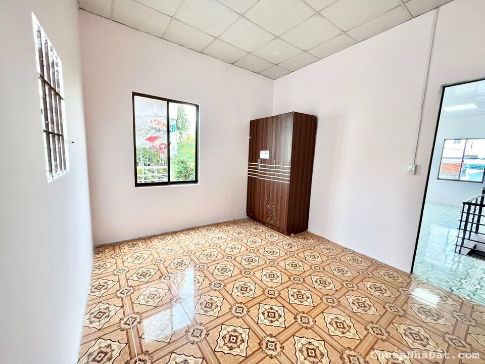 BÁN NHÀ 2 TẦNG HẺM HÒN CHỒNG VĨNH PHƯỚC GIÁ 1TY380 BÁN NHÀ 2 TẦNG HẺM HÒN CHỒNG VĨNH PHƯỚC GIÁ 1TY380