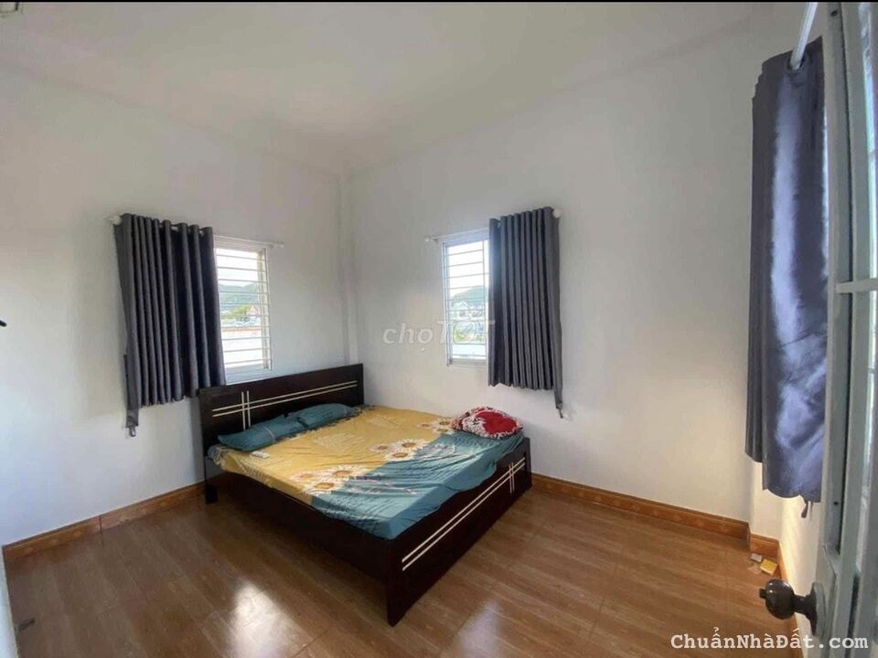 Cần bán nhà 3 tầng mặt tiền chợ hiền nhi vĩnh Phước nha trang giá: 3ty1 Cần bán nhà 3 tầng mặt tiền chợ hiền nhi vĩnh Phước nha trang giá: 3ty1