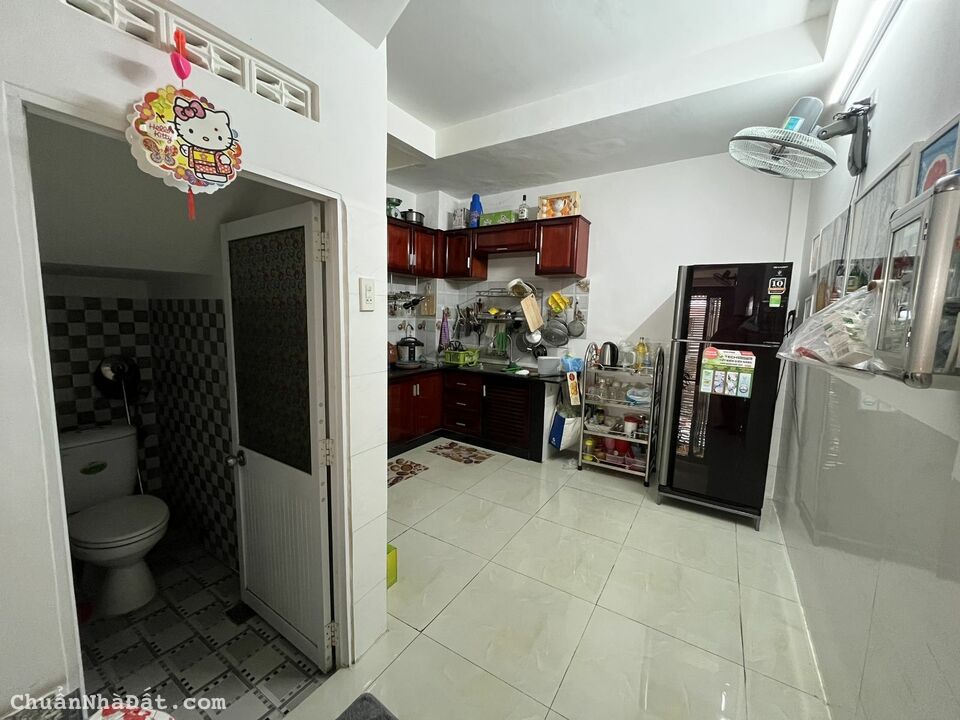 Cần bán nhà đẹp hẻm oto Quốc Tuấn .P. phước Tân . Tp Nha Trang Cần bán nhà đẹp hẻm oto Quốc Tuấn .P. phước Tân . Tp Nha Trang