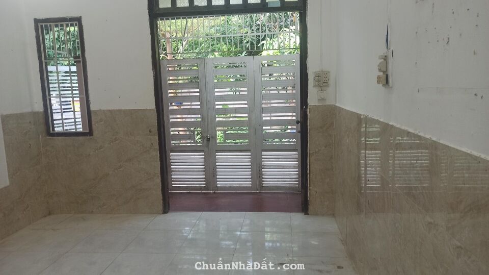 Cần bán gấp nhà vĩnh hiệp sát đường D30 