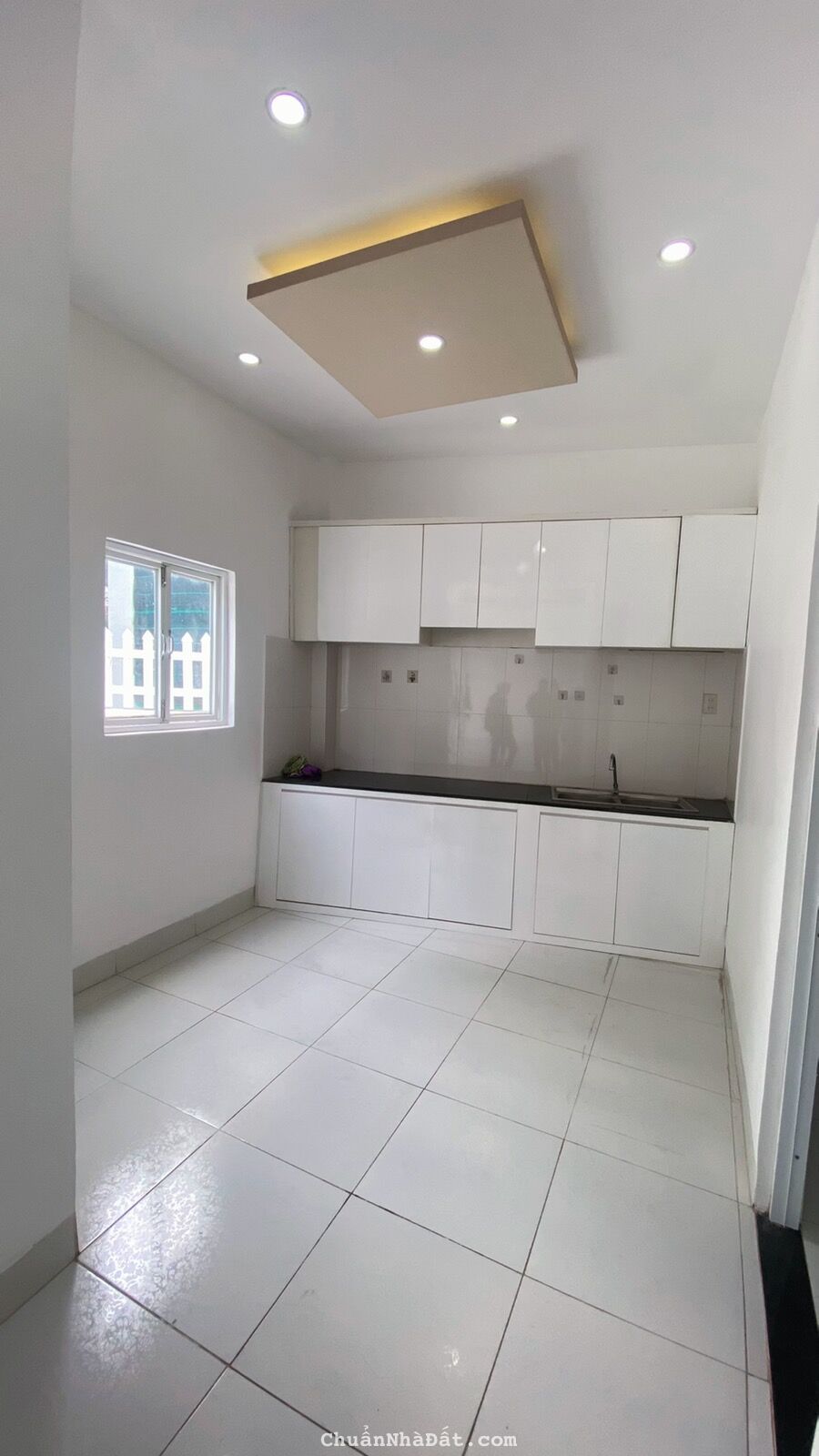 BÁN NHÀ MỚI CĂN GÓC XÃ VĨNH CHÂU XÃ VĨNH HIỆP ĐƯỜNG Ô TÔ GIÁ: 2TY